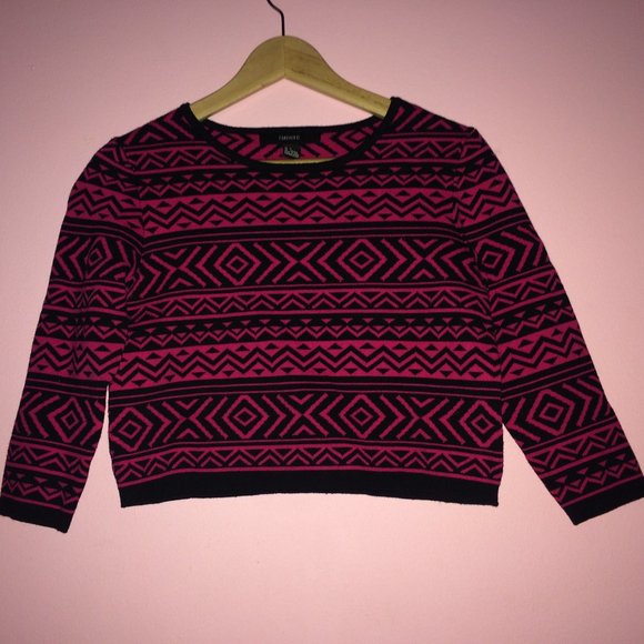 ❄️ Forever 21 Aztec Navajo Tribal Knit Crop Top - Picture 1 of 5